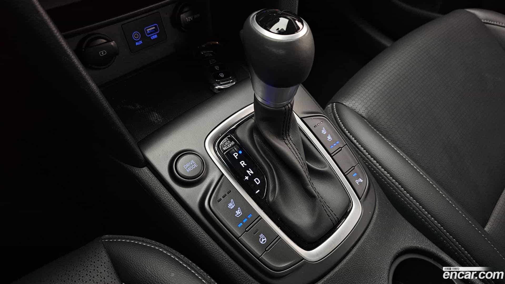 Kona Hyundai 2019.2-INNER-009