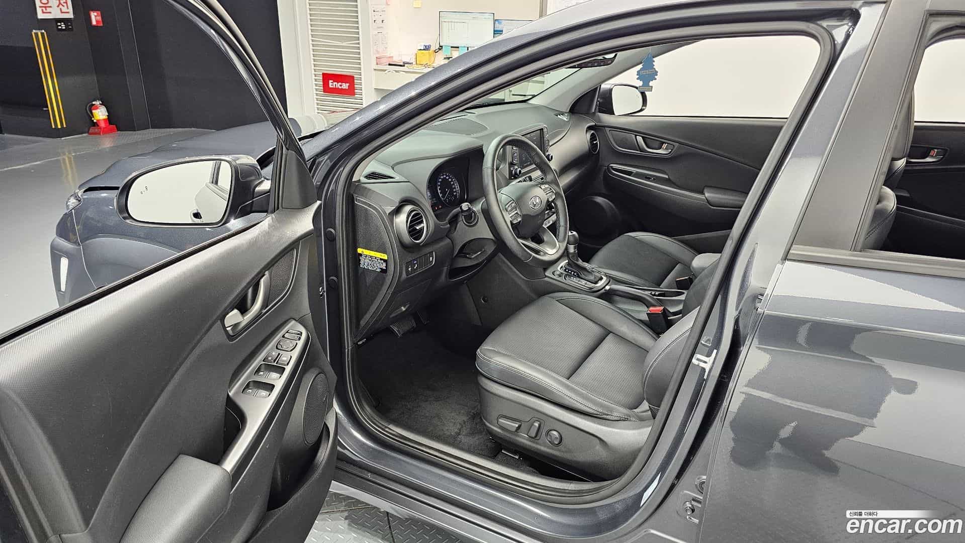 Kona Hyundai 2019.2-INNER-010