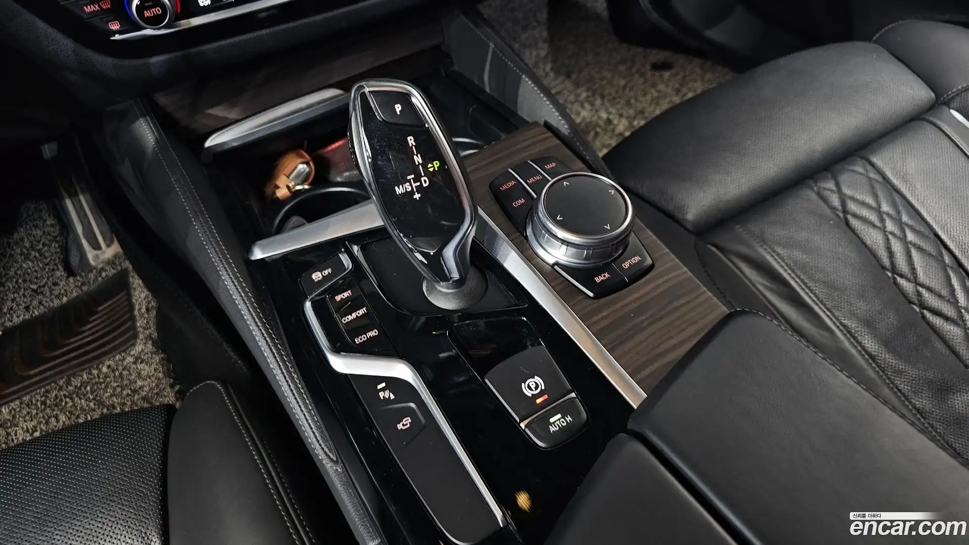 5-Series BMW 2017.3-INNER-009