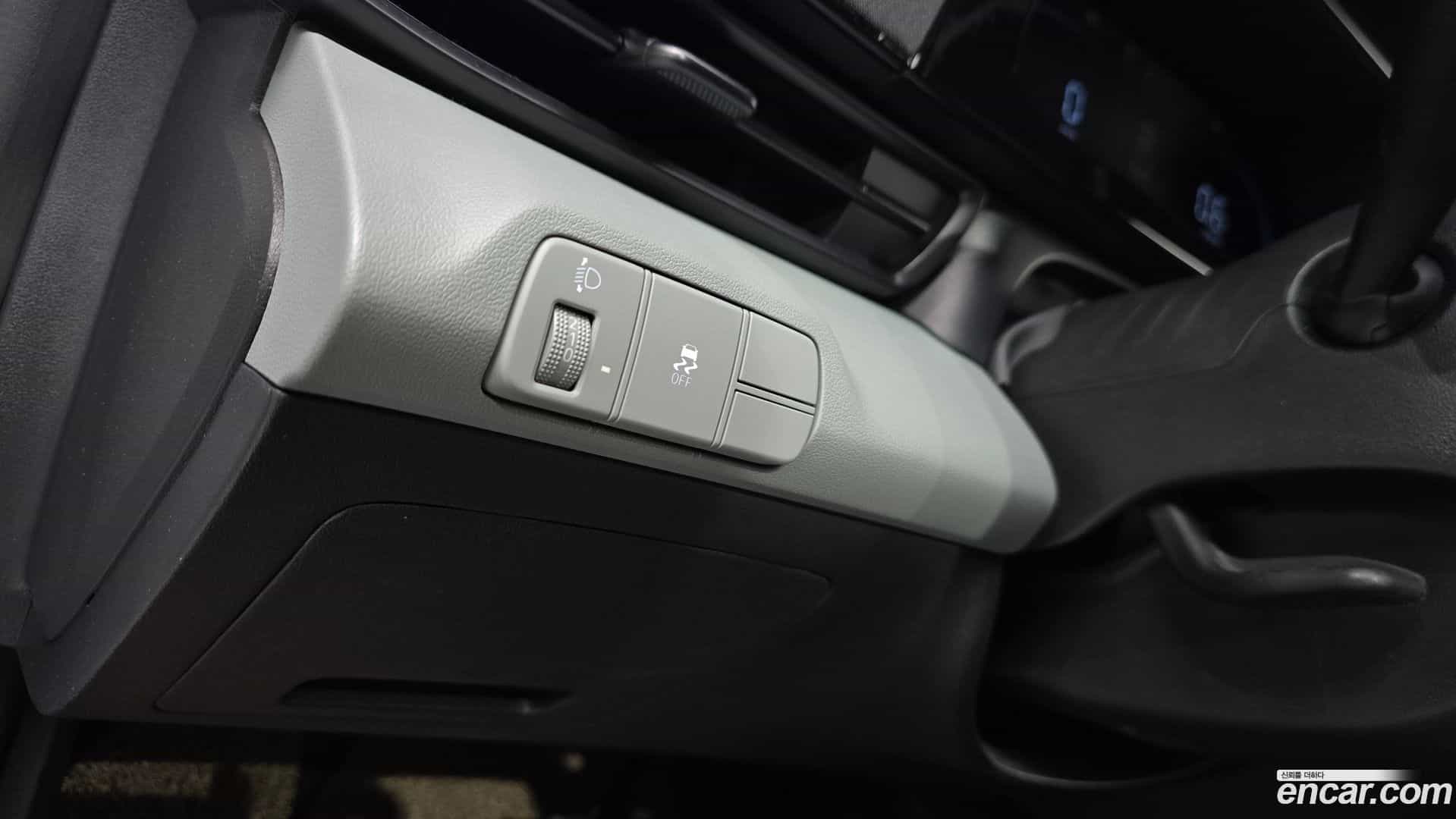 AVANTE Hyundai 2025.9-OPTION-020