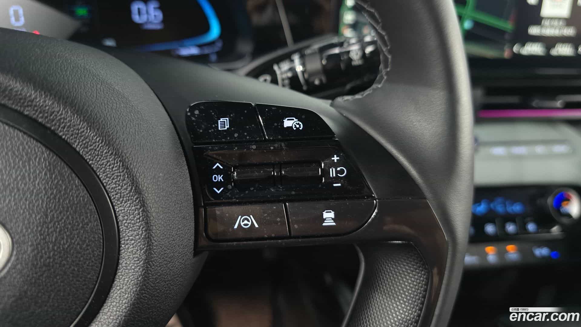 AVANTE Hyundai 2025.9-OPTION-021