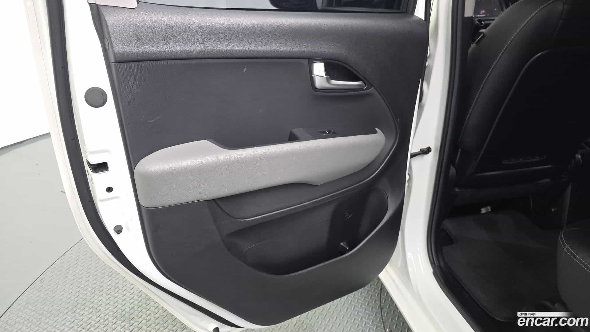 RAY Kia 2024.3-INNER-035