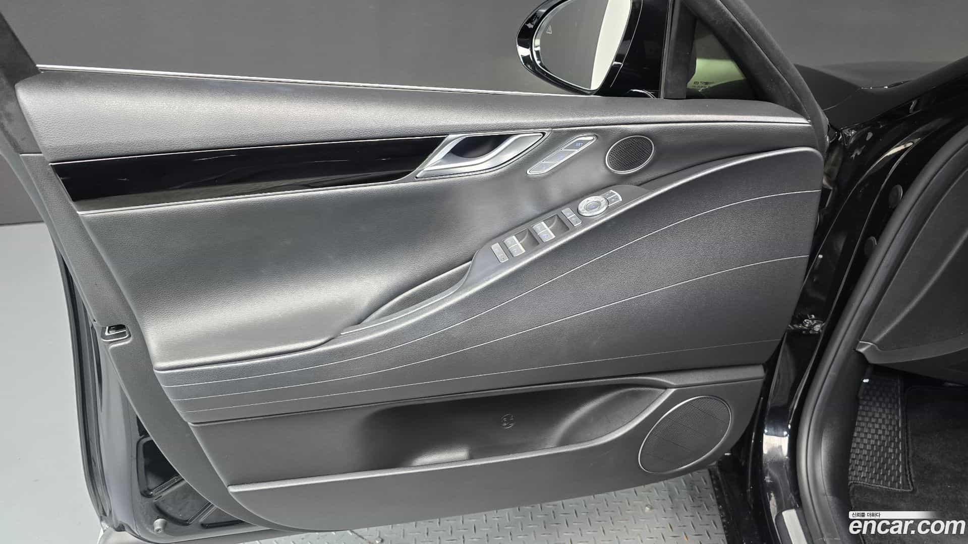 G80 Genesis 2023.6-INNER-034