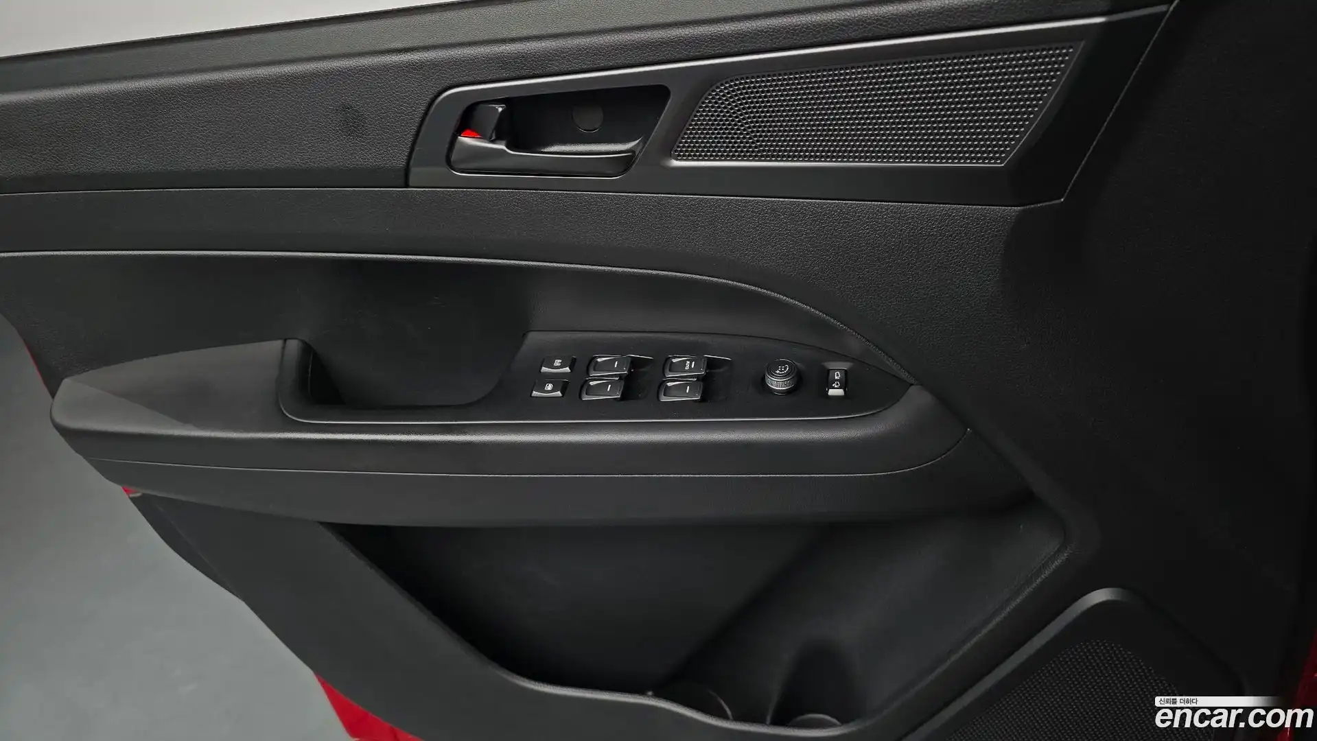 Rexton KG Mobility 2021.11-INNER-034