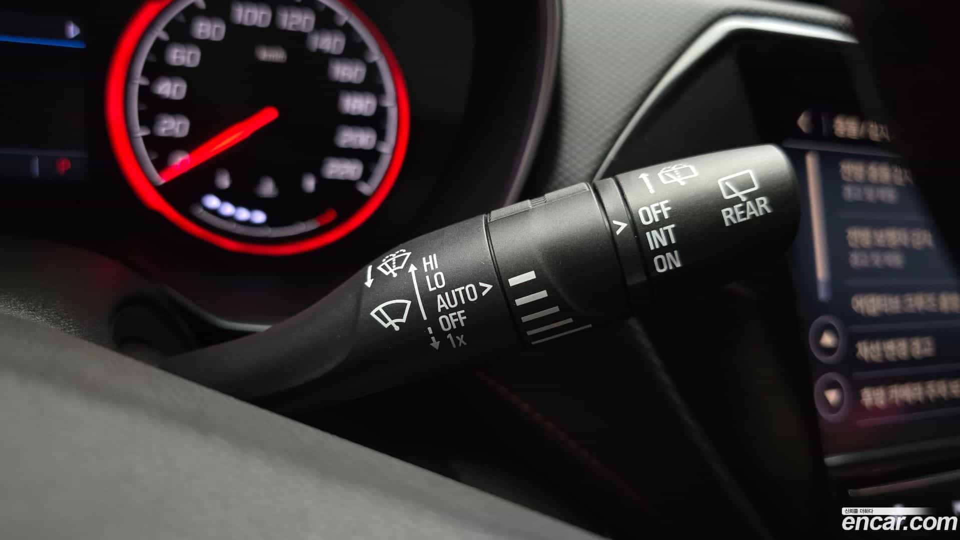 Trailblazer Chevrolet 2021.9-OPTION-041