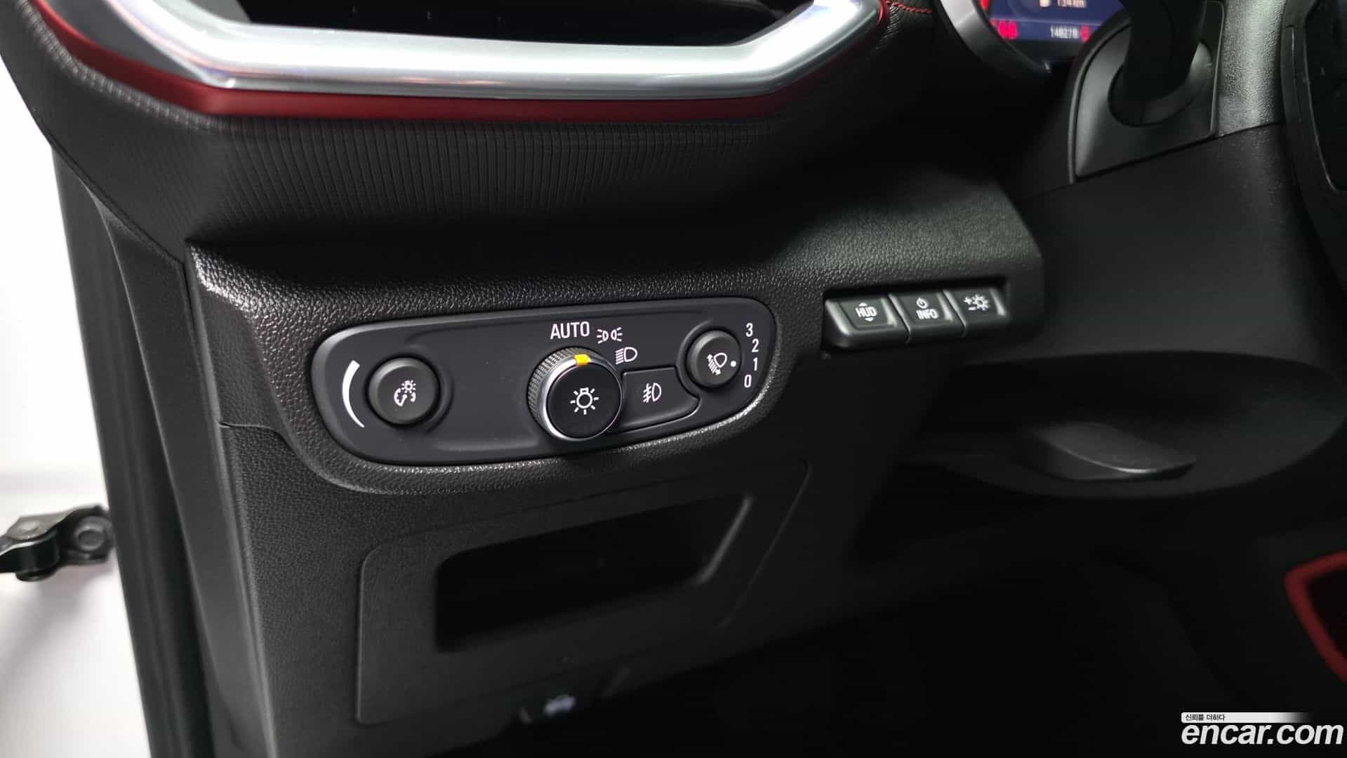 Trailblazer Chevrolet 2021.9-OPTION-044