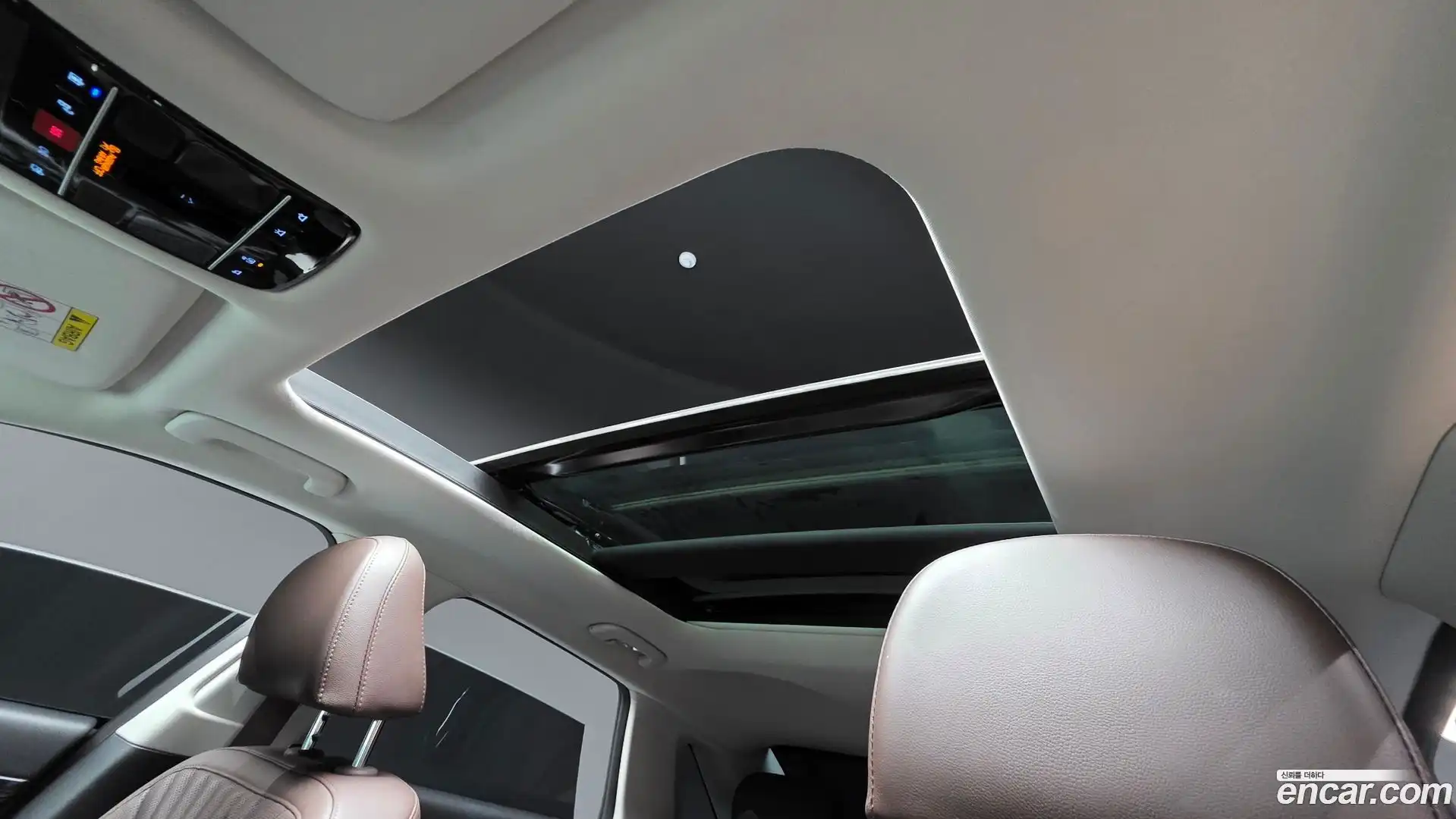 Grandeur Hyundai 2023.4-OPTION-022