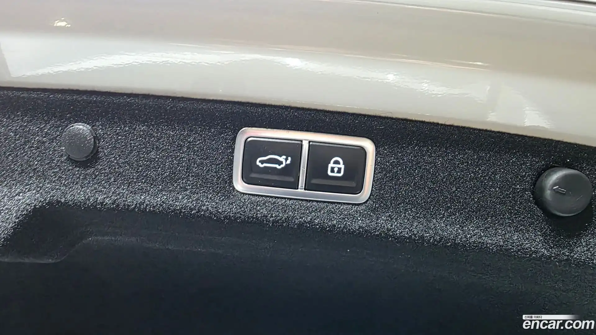 Grandeur Hyundai 2023.4-OPTION-044