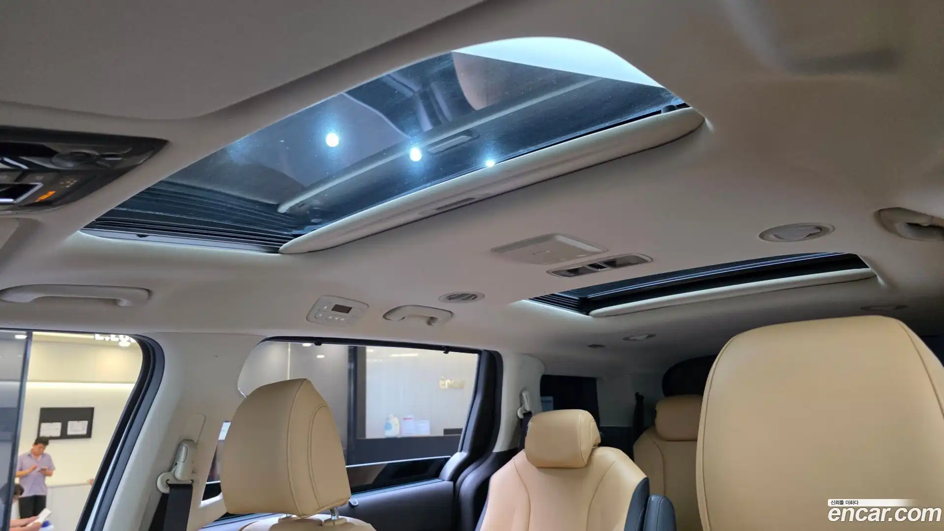 Canival Kia 2021.1-OPTION-022