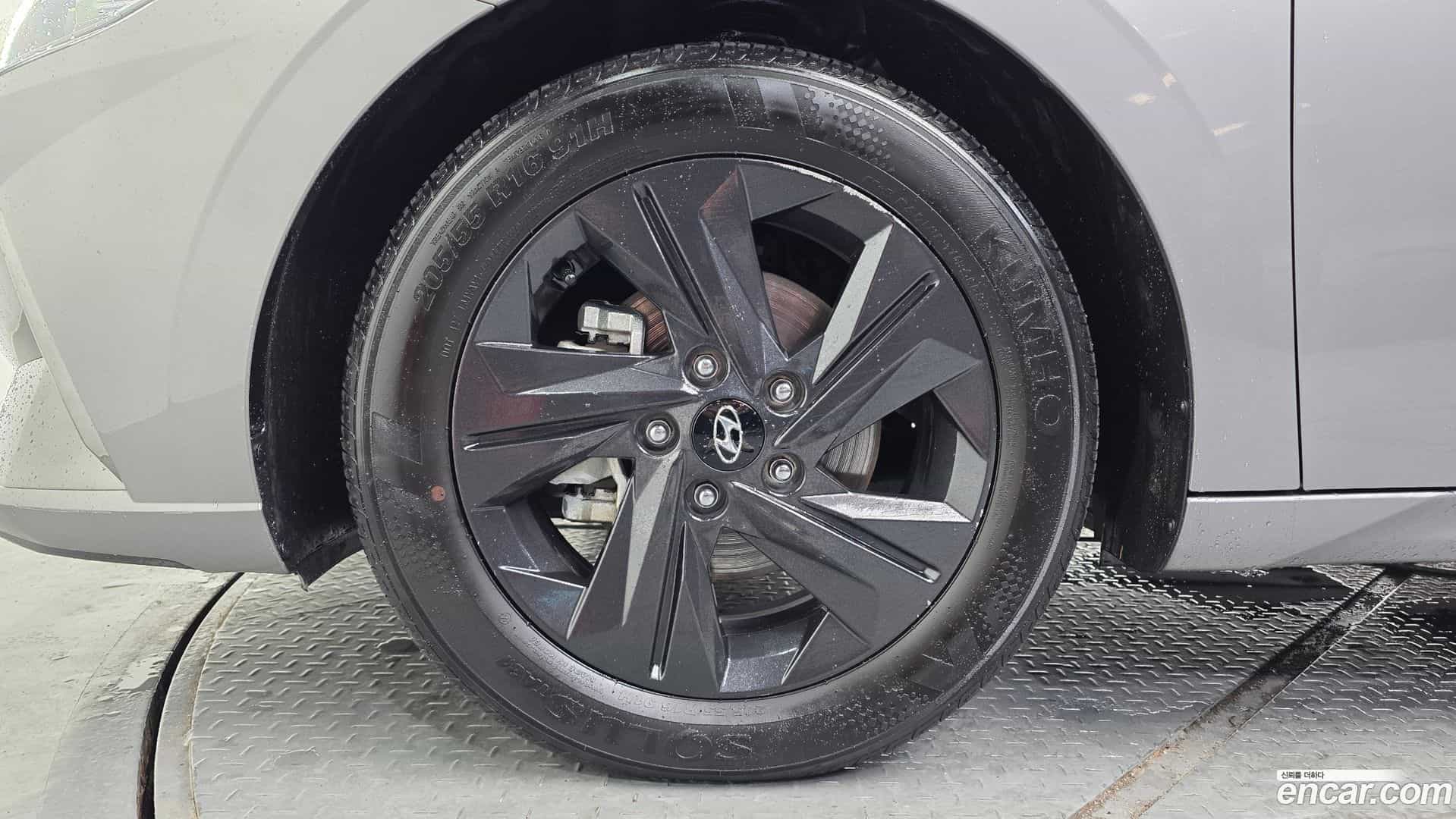AVANTE Hyundai 2020.10-OUTER-005