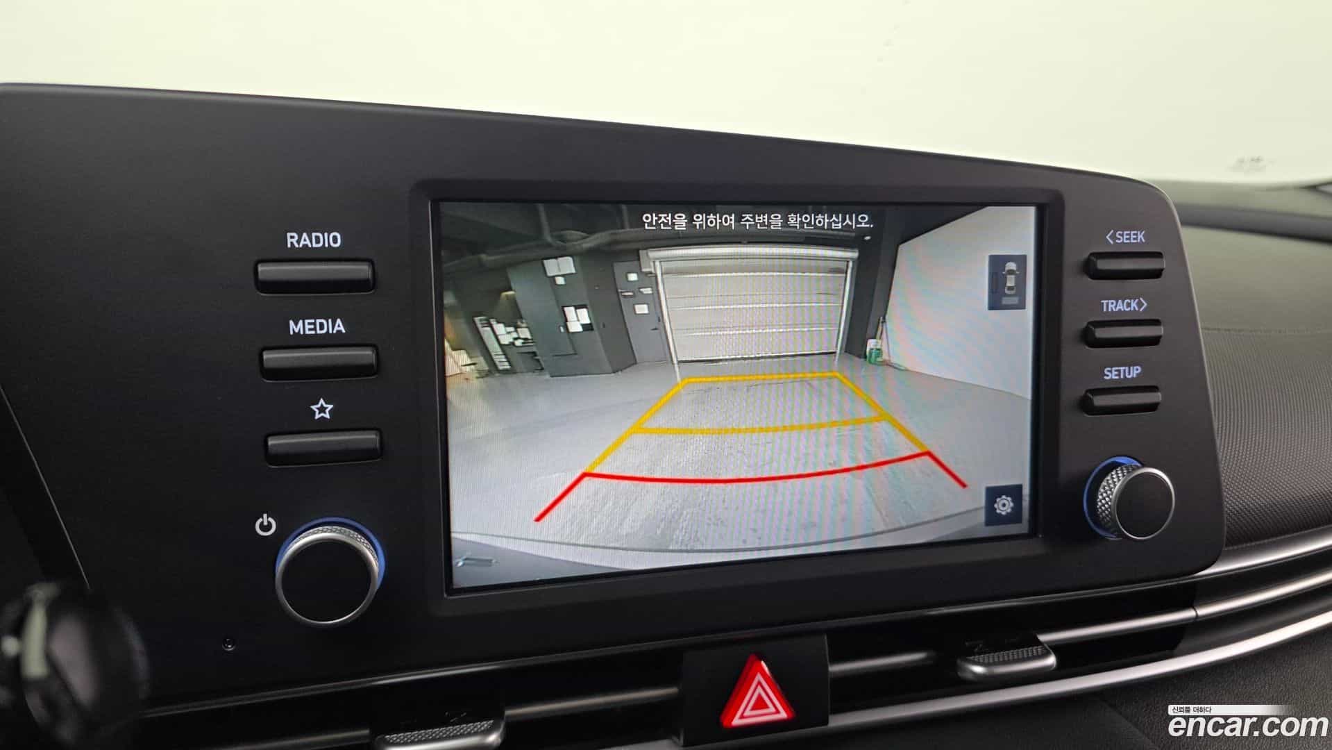 AVANTE Hyundai 2020.10-OPTION-020