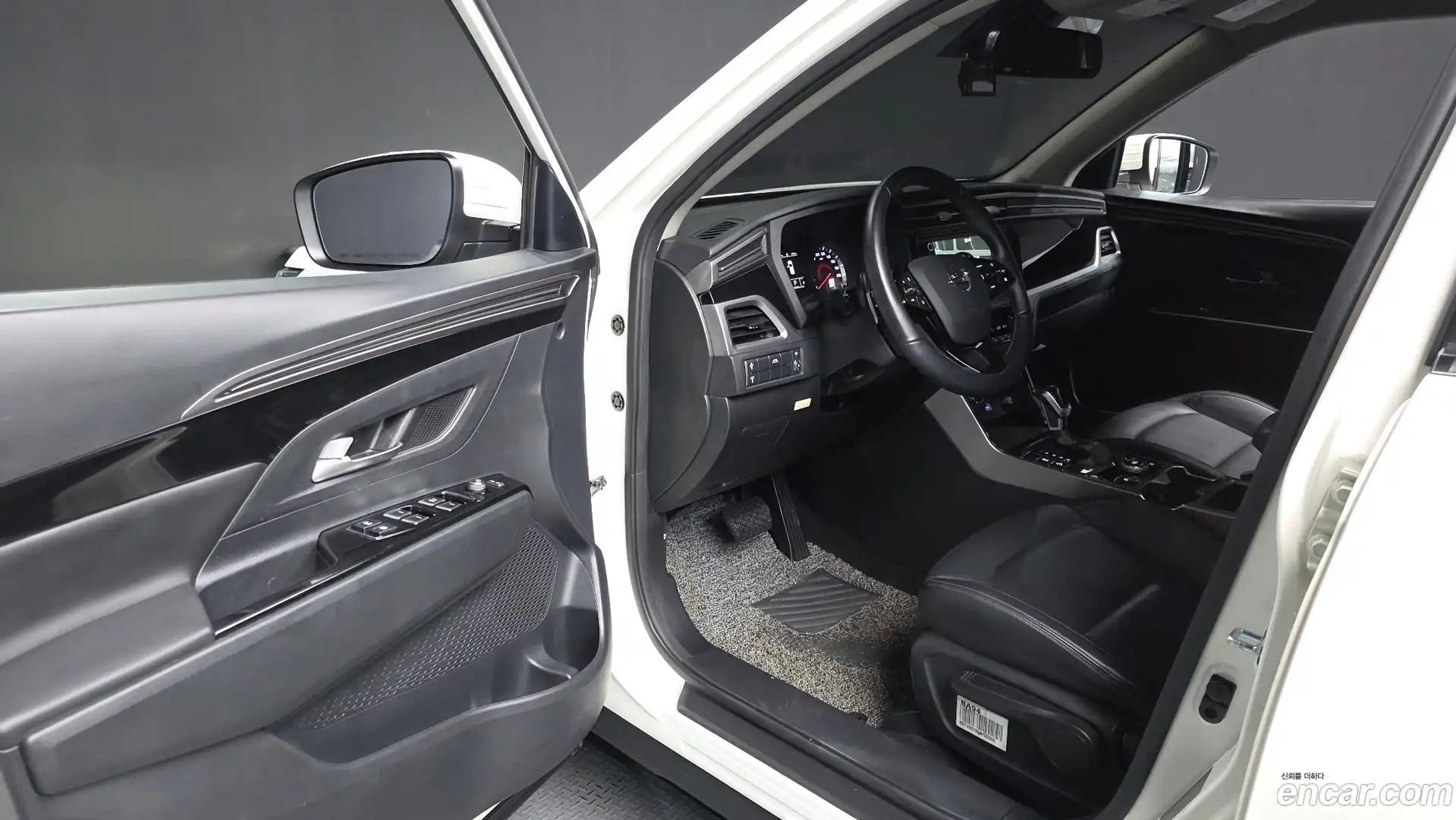 KORANDO KG Mobility 2021.7-INNER-010