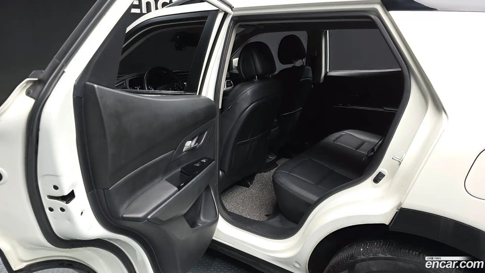 KORANDO KG Mobility 2021.7-INNER-036