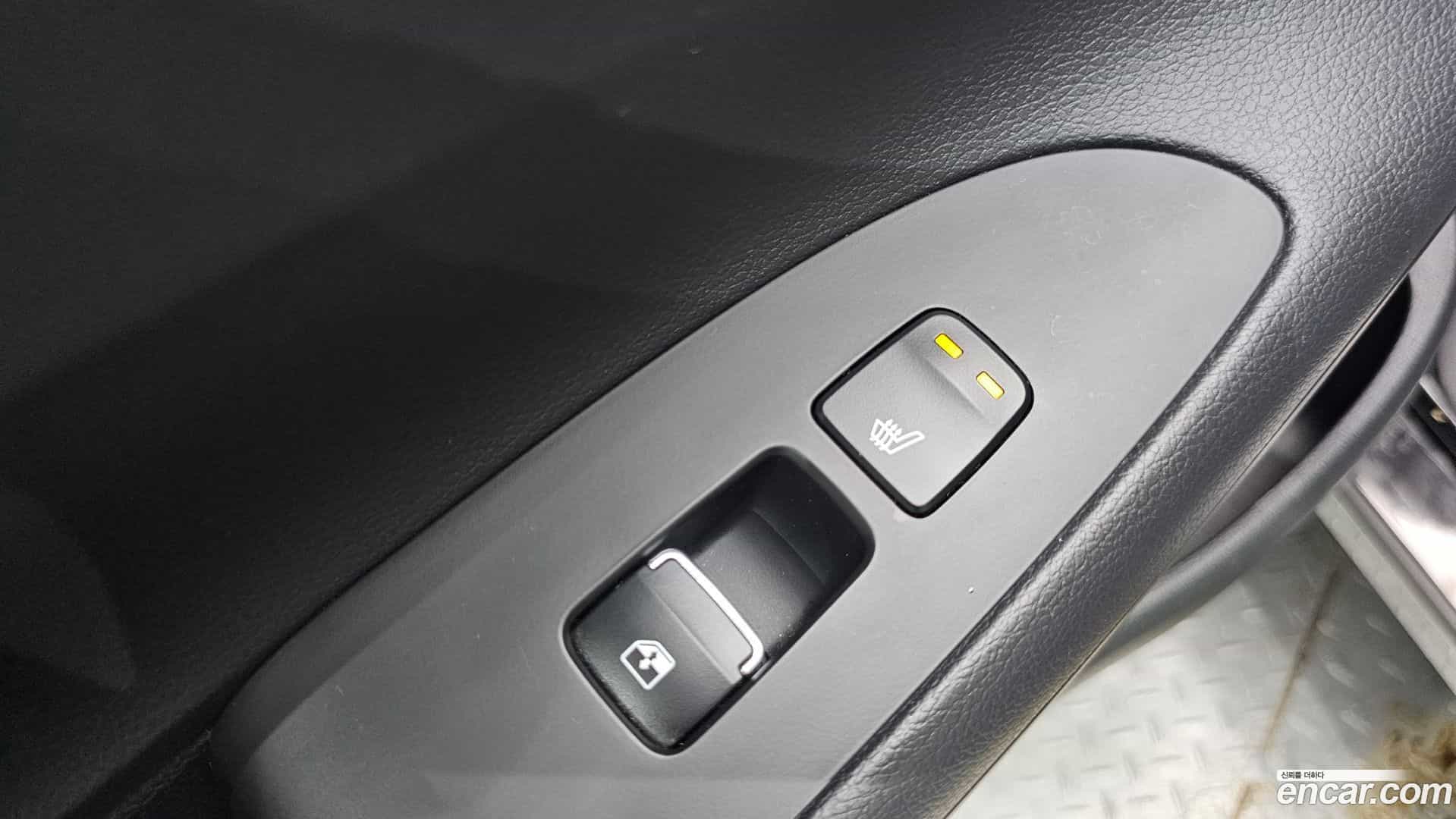Grandeur Hyundai 2021.9-OPTION-043
