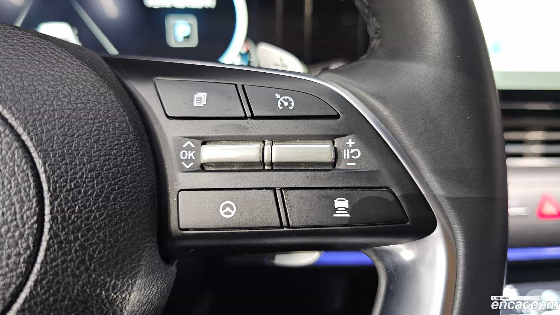 Grandeur Hyundai 2021.9-OPTION-044