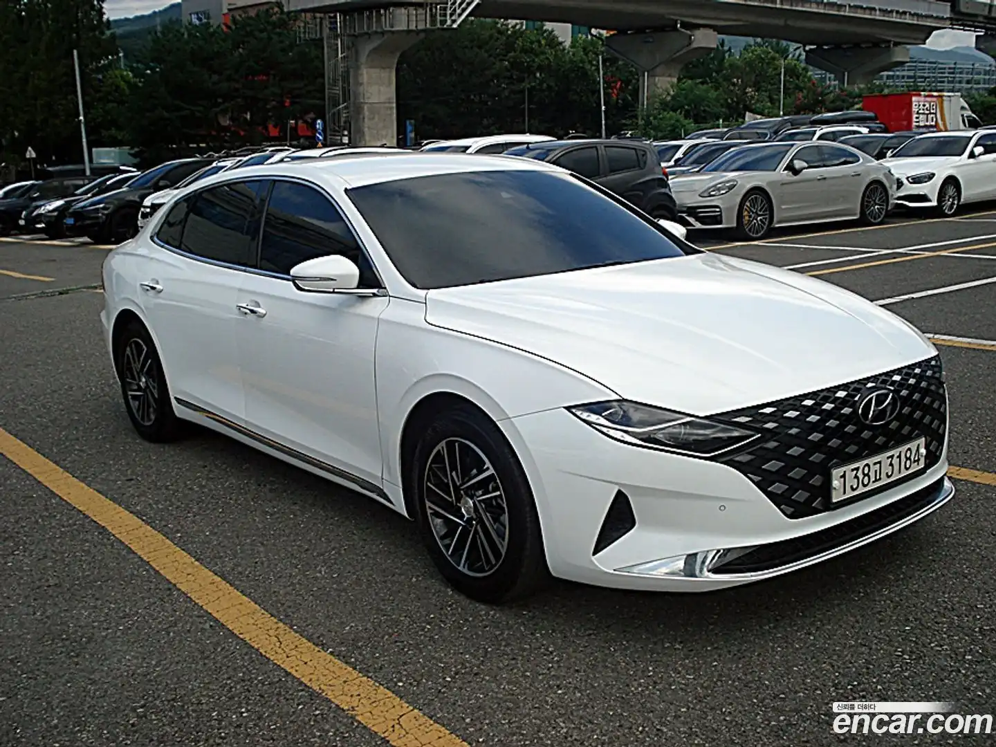 Grandeur Hyundai 2021.6-OUTER-003
