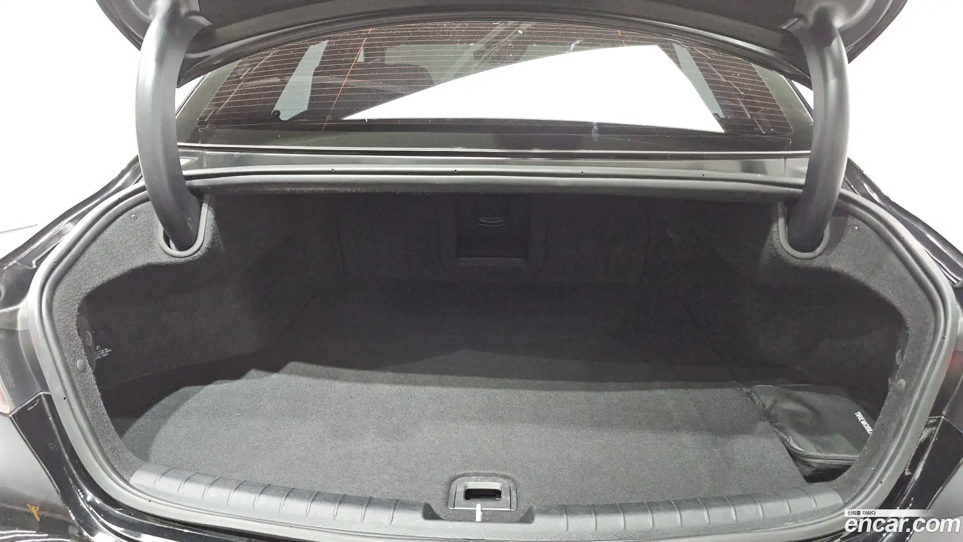 Grandeur Hyundai 2022.6-OPTION-024