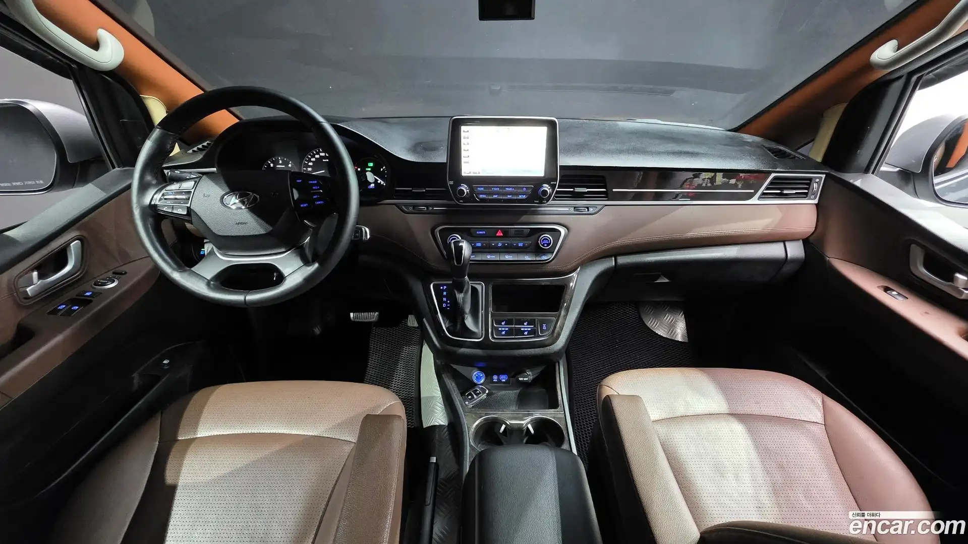 Starex Hyundai 2018.5-INNER-007