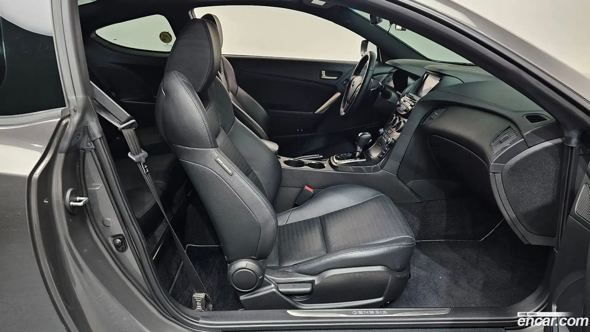 Genesis Hyundai 2012.4-INNER-036