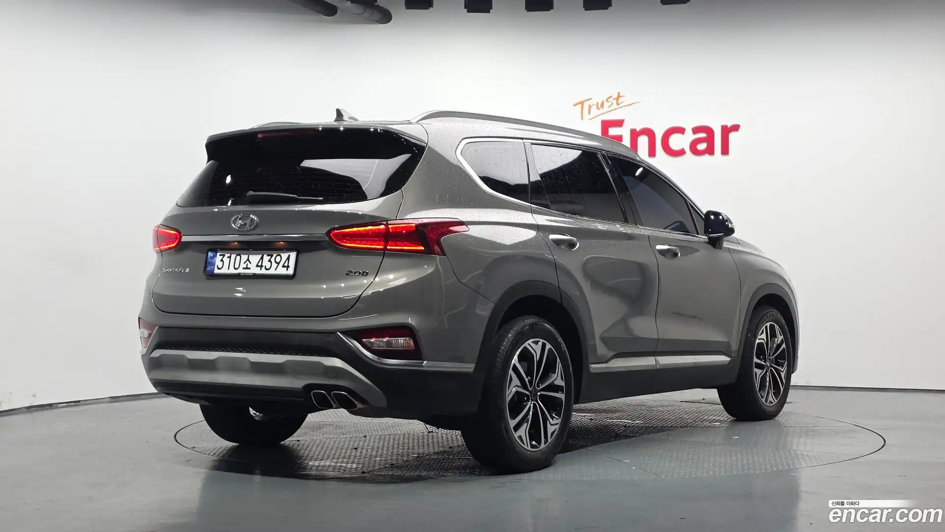 Santafe Hyundai 2018.4-OUTER-002