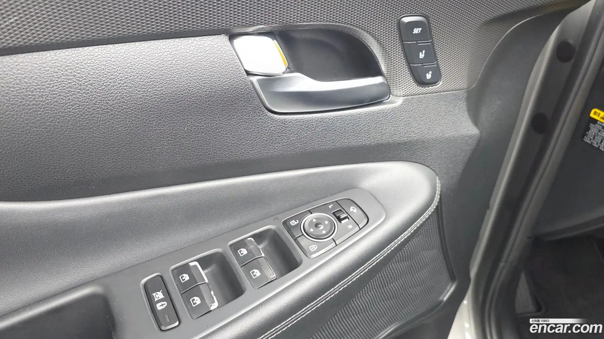 Santafe Hyundai 2018.4-OPTION-041