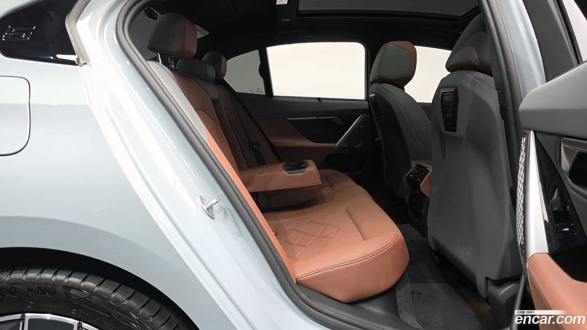 i5 BMW 2025.8-OPTION-015