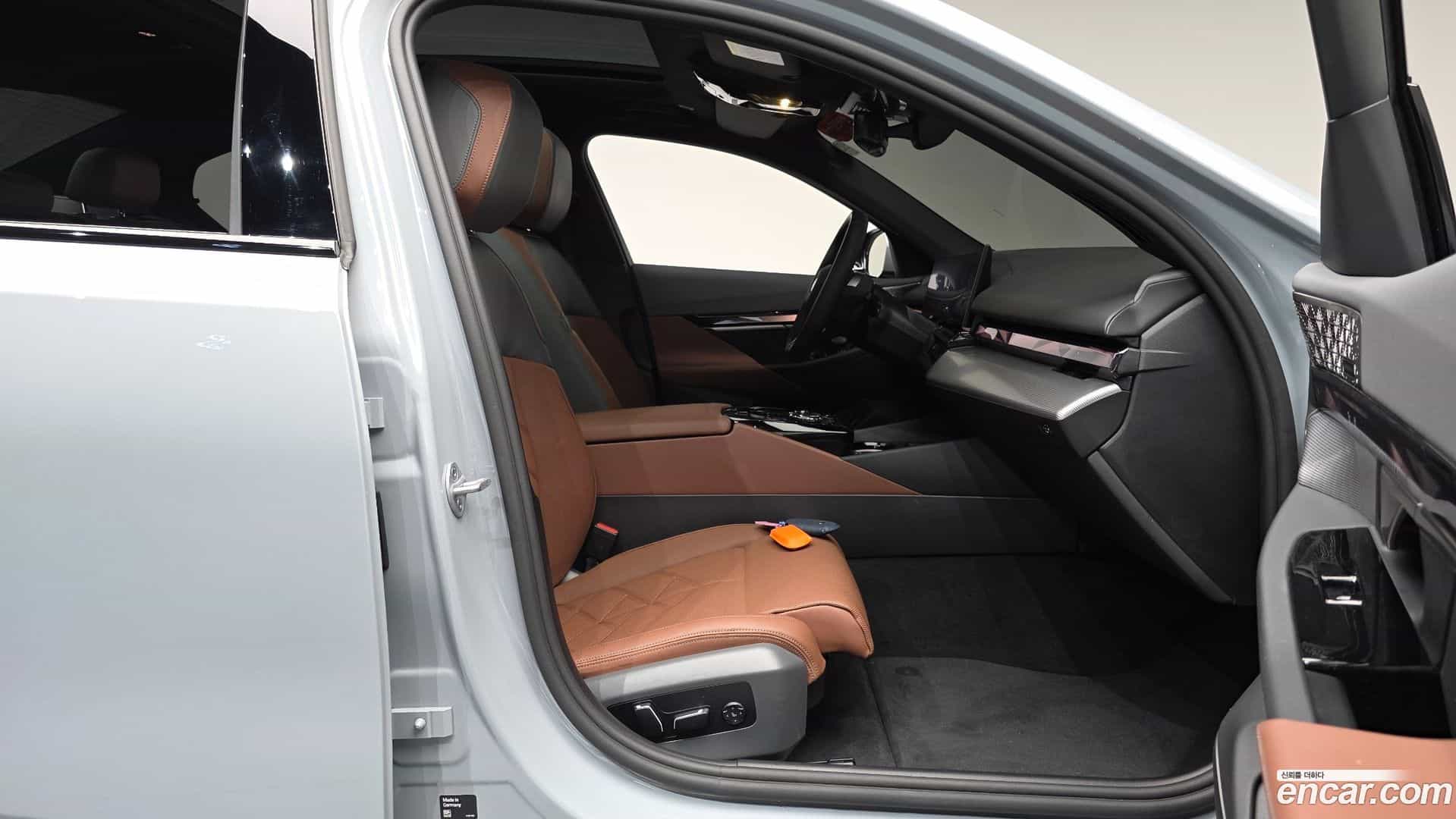 i5 BMW 2025.8-INNER-036
