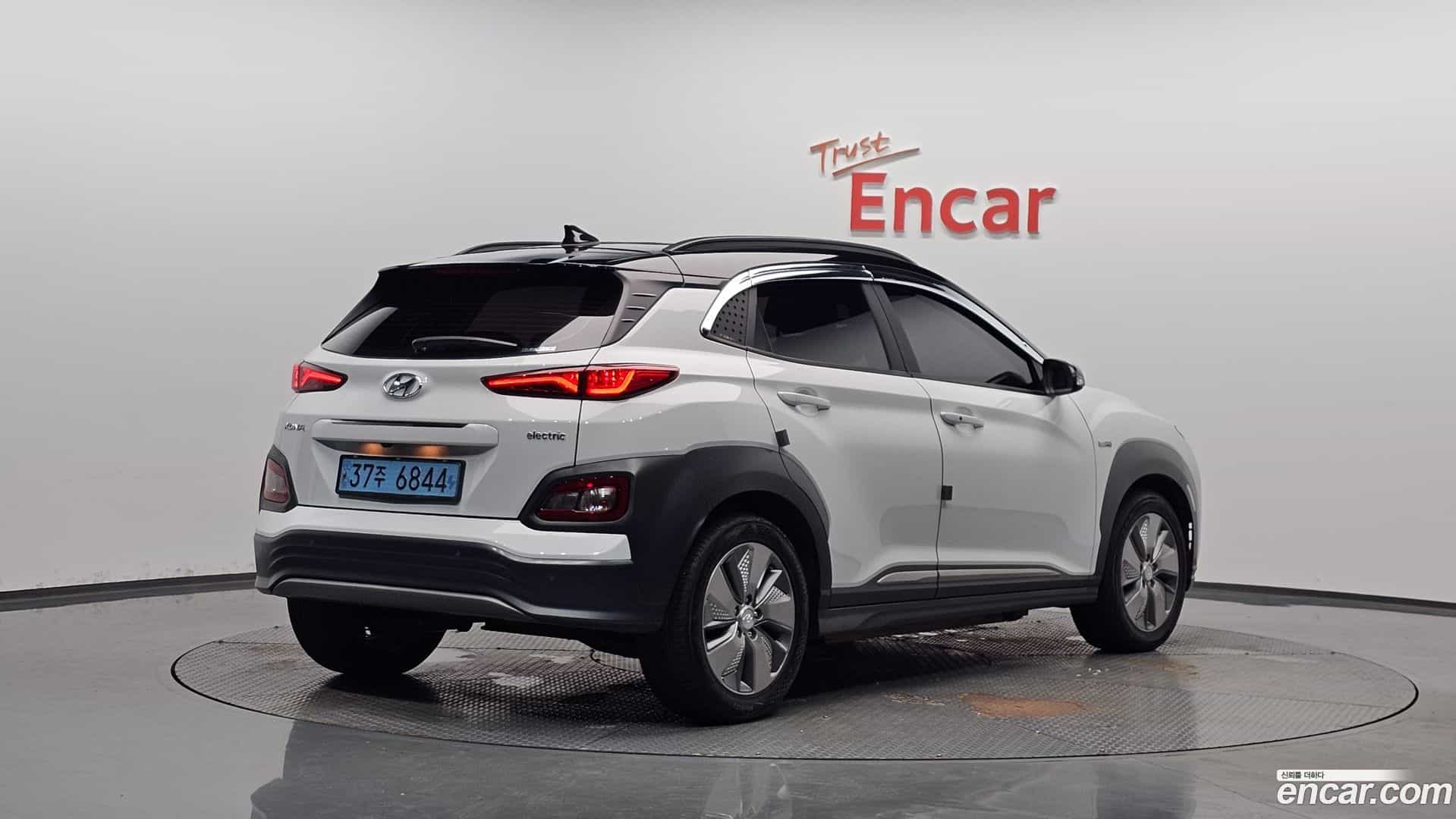 Kona Hyundai 2019.9-OUTER-002