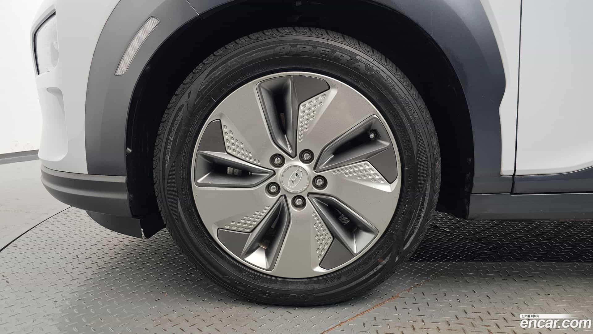 Kona Hyundai 2019.9-OUTER-005