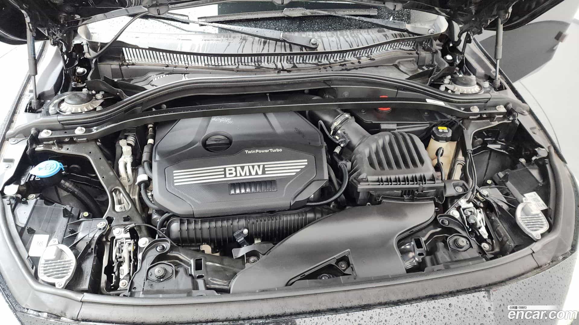 1-Series BMW 2022.1-OUTER-006