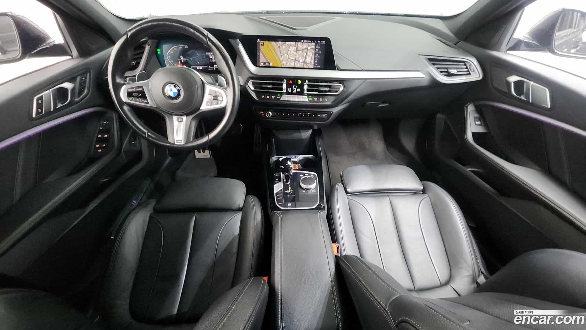1-Series BMW 2022.1-INNER-007