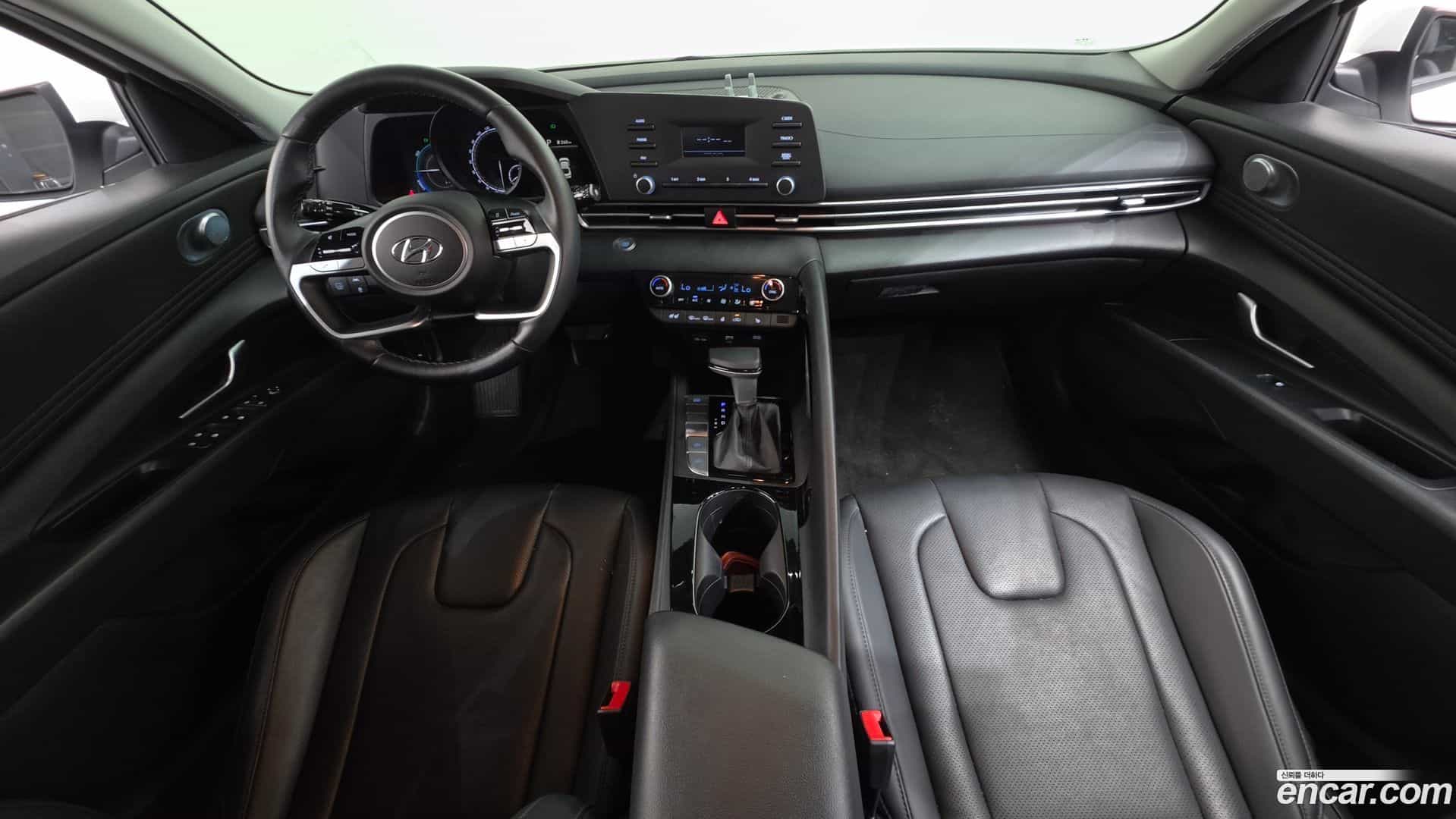 AVANTE Hyundai 2020.10-INNER-007