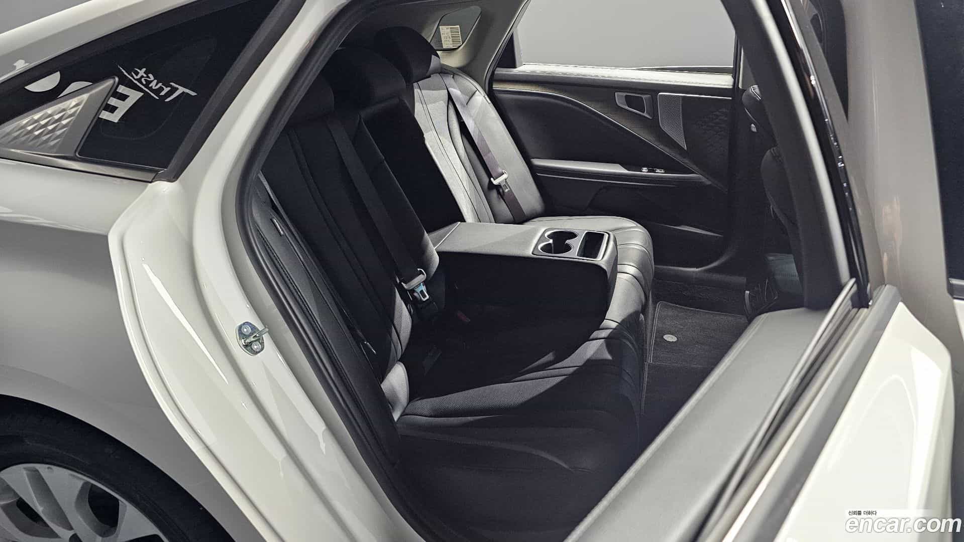 K8 Kia 2023.5-OPTION-015