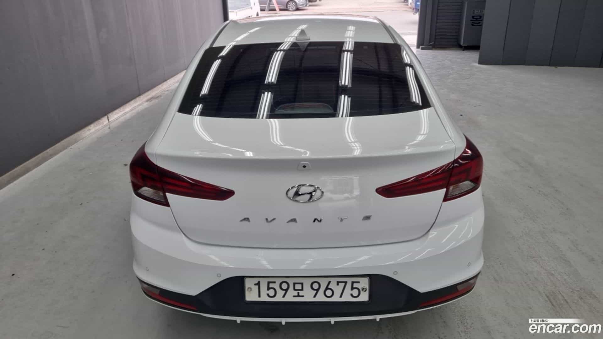 AVANTE Hyundai 2019.9-OUTER-002