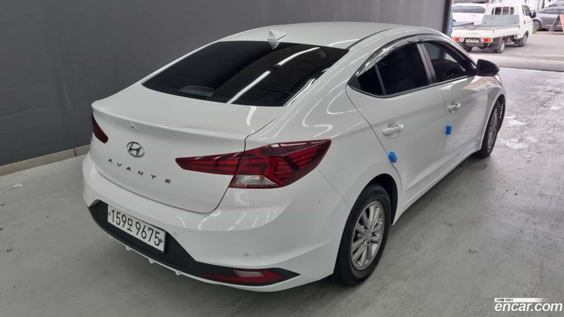 AVANTE Hyundai 2019.9-OUTER-004