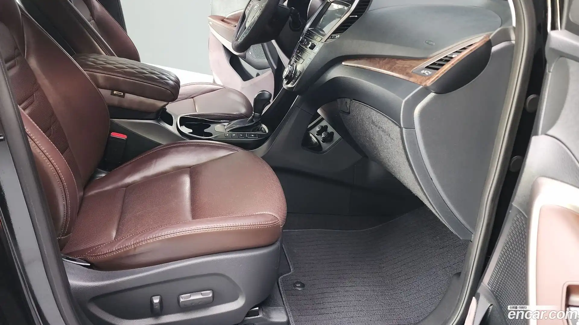 Maxcruz Hyundai 2016.0-INNER-008