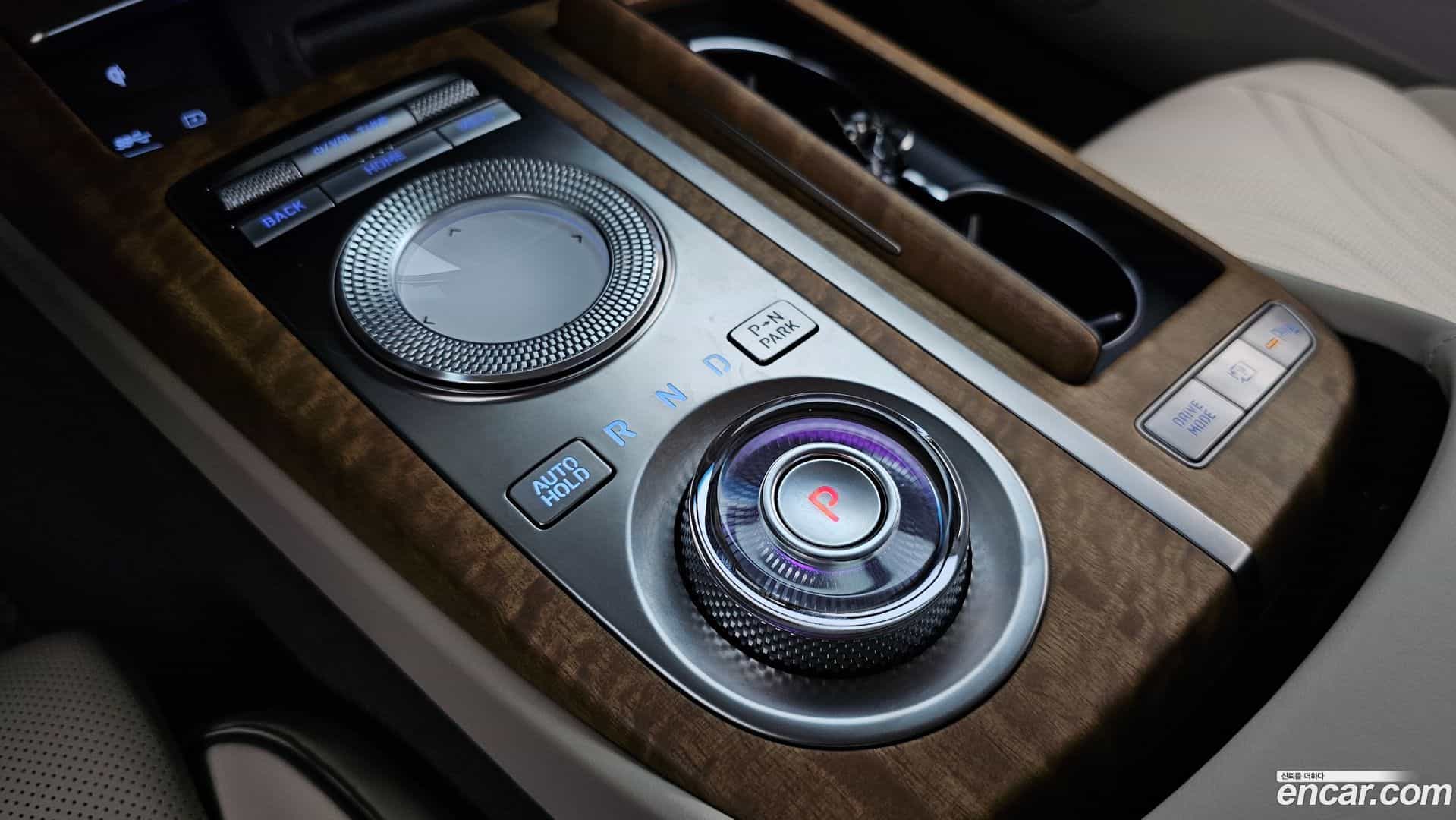 G80 Genesis 2022.4-INNER-009