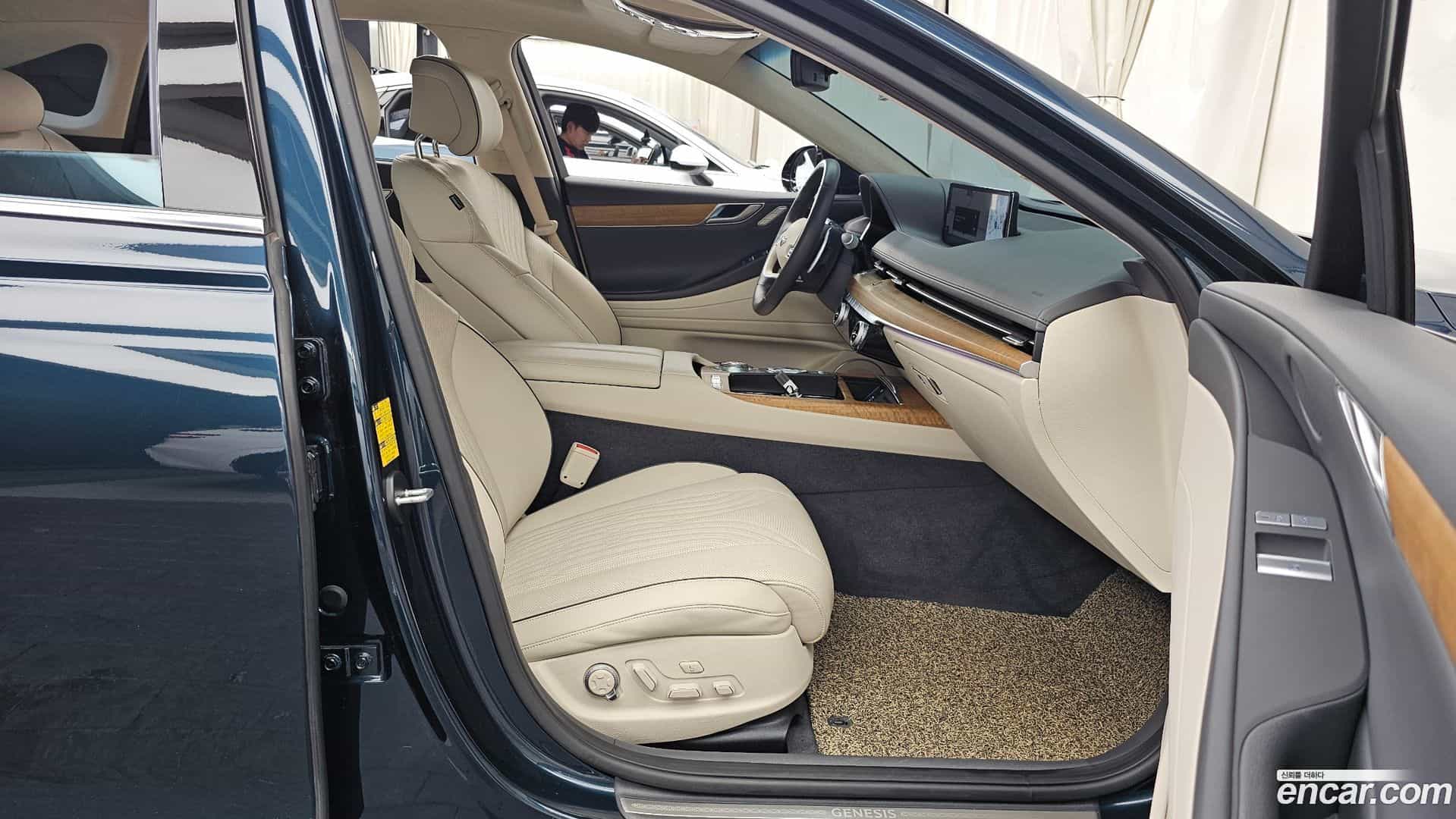 G80 Genesis 2022.4-OPTION-015