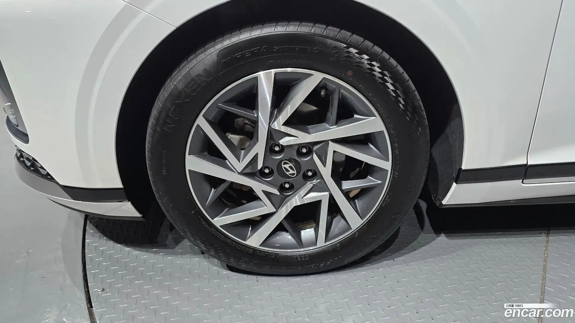 Grandeur Hyundai 2023.0-OUTER-005