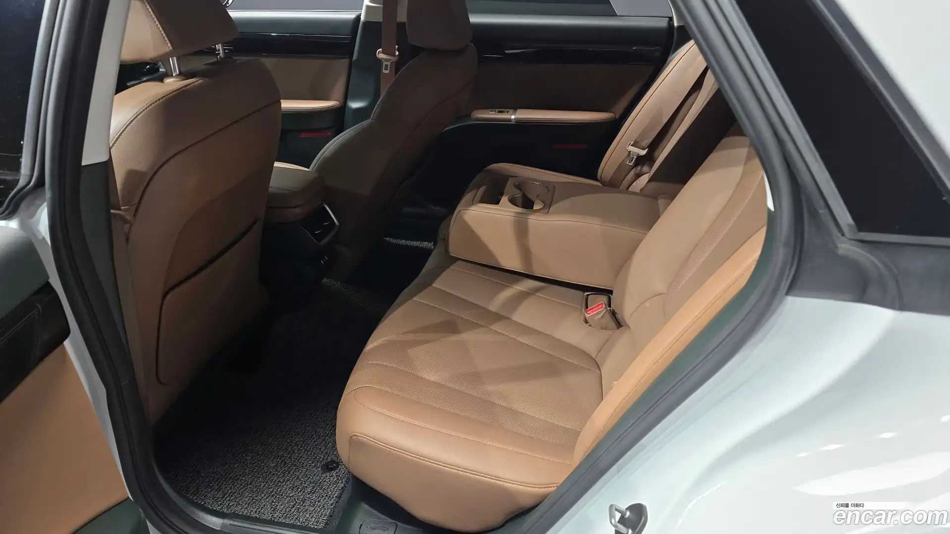 Grandeur Hyundai 2023.0-OPTION-016