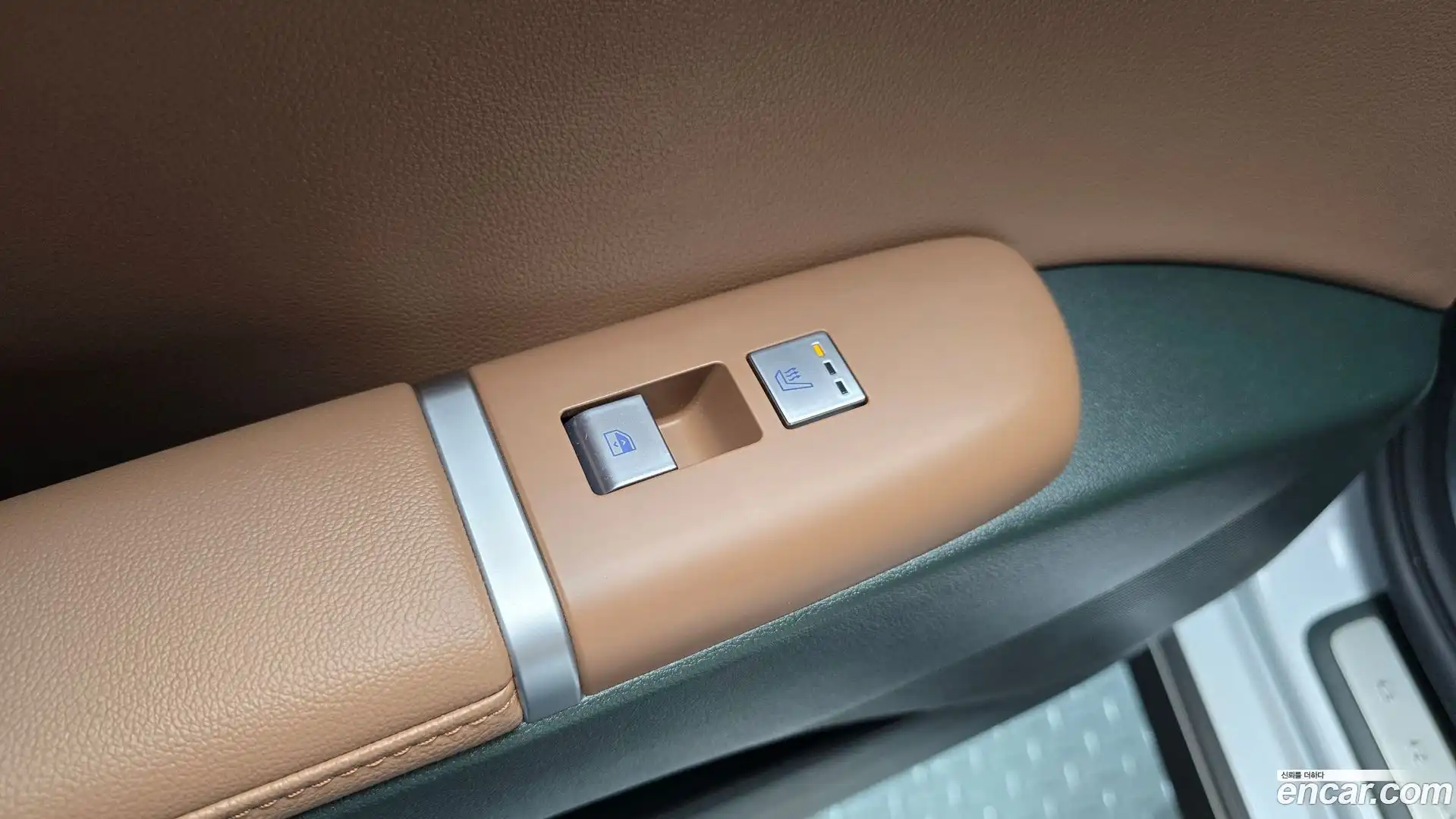 Grandeur Hyundai 2023.0-OPTION-041