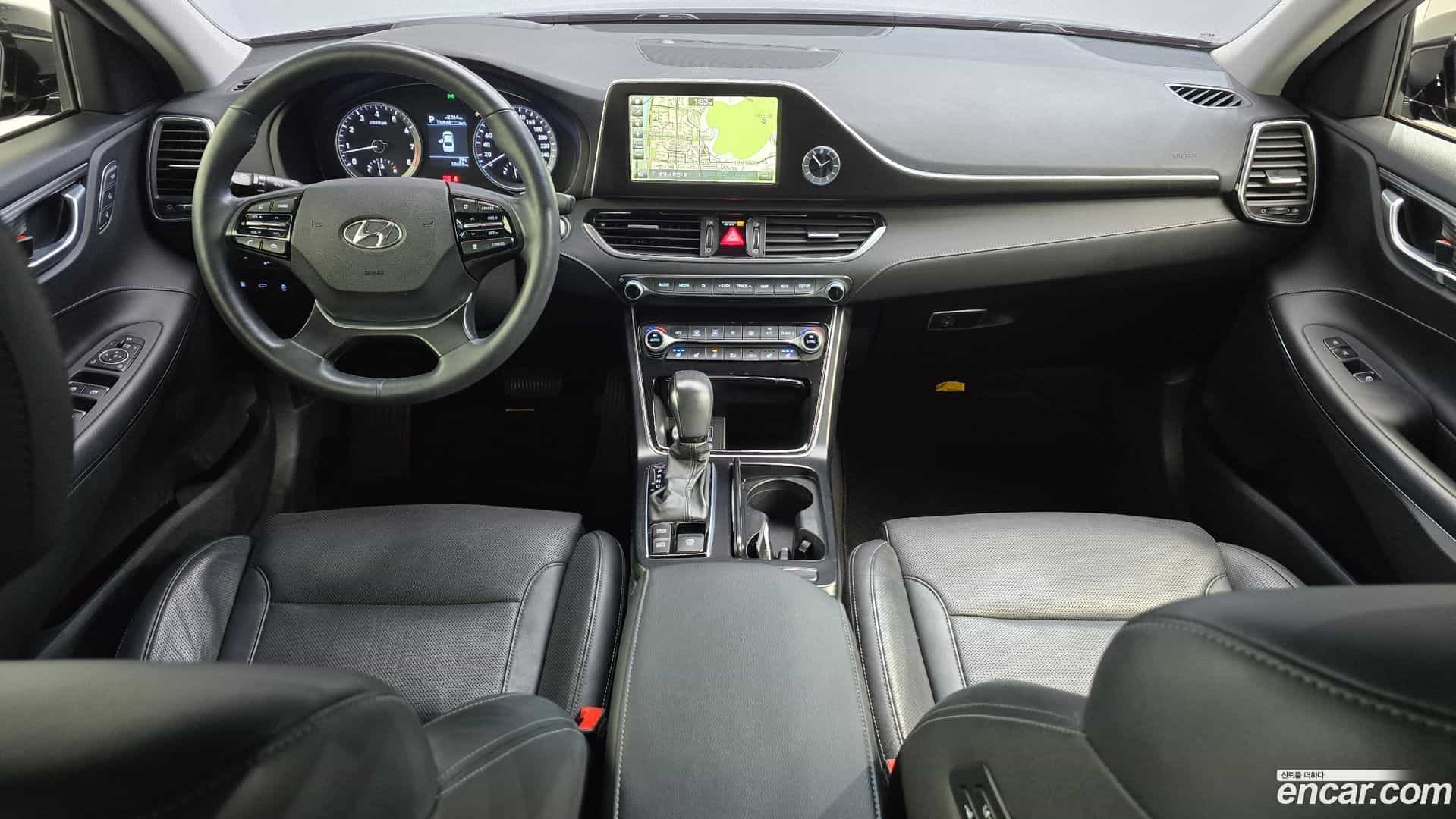 Grandeur Hyundai 2017.0-INNER-007