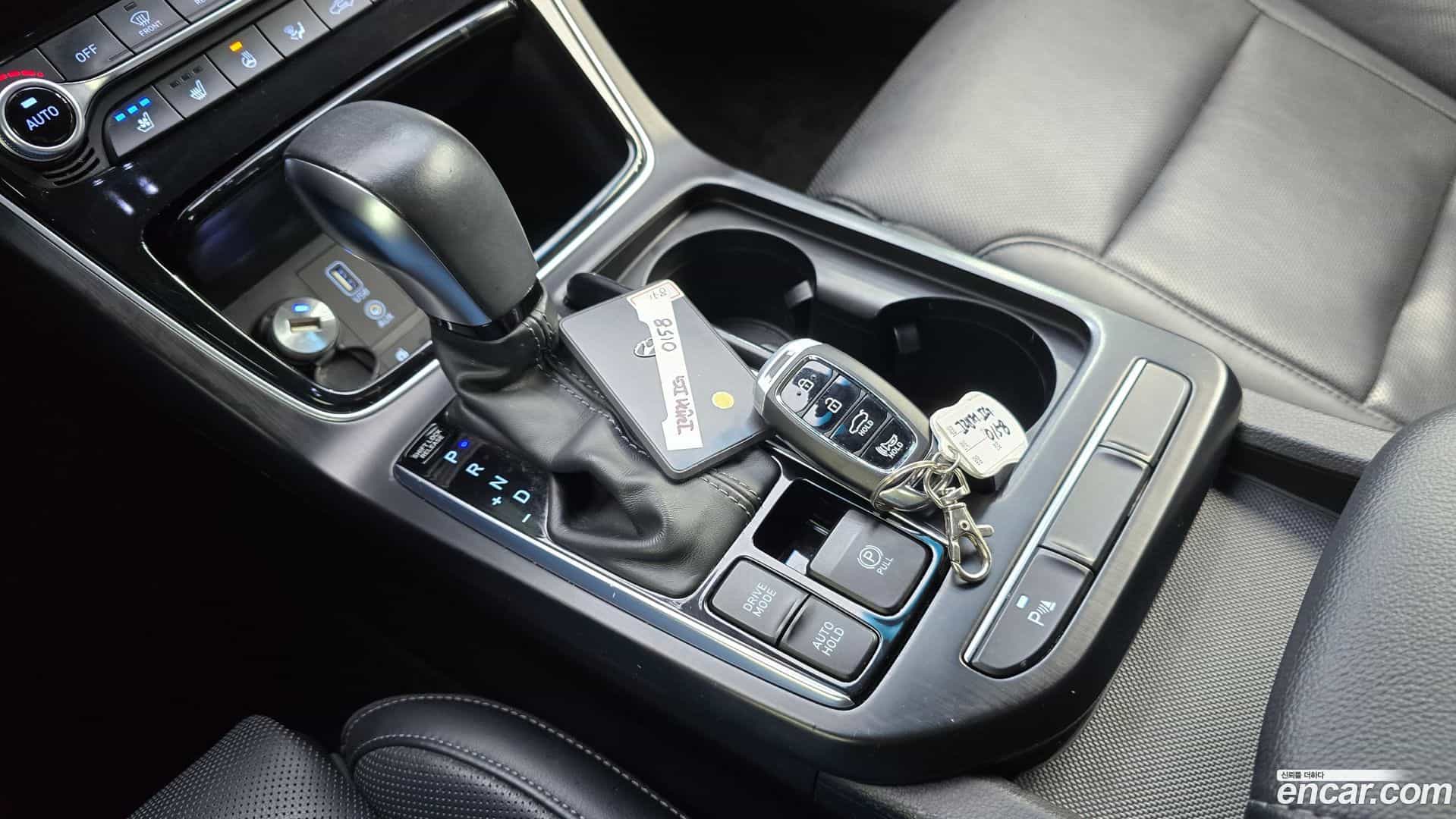 Grandeur Hyundai 2017.0-INNER-009