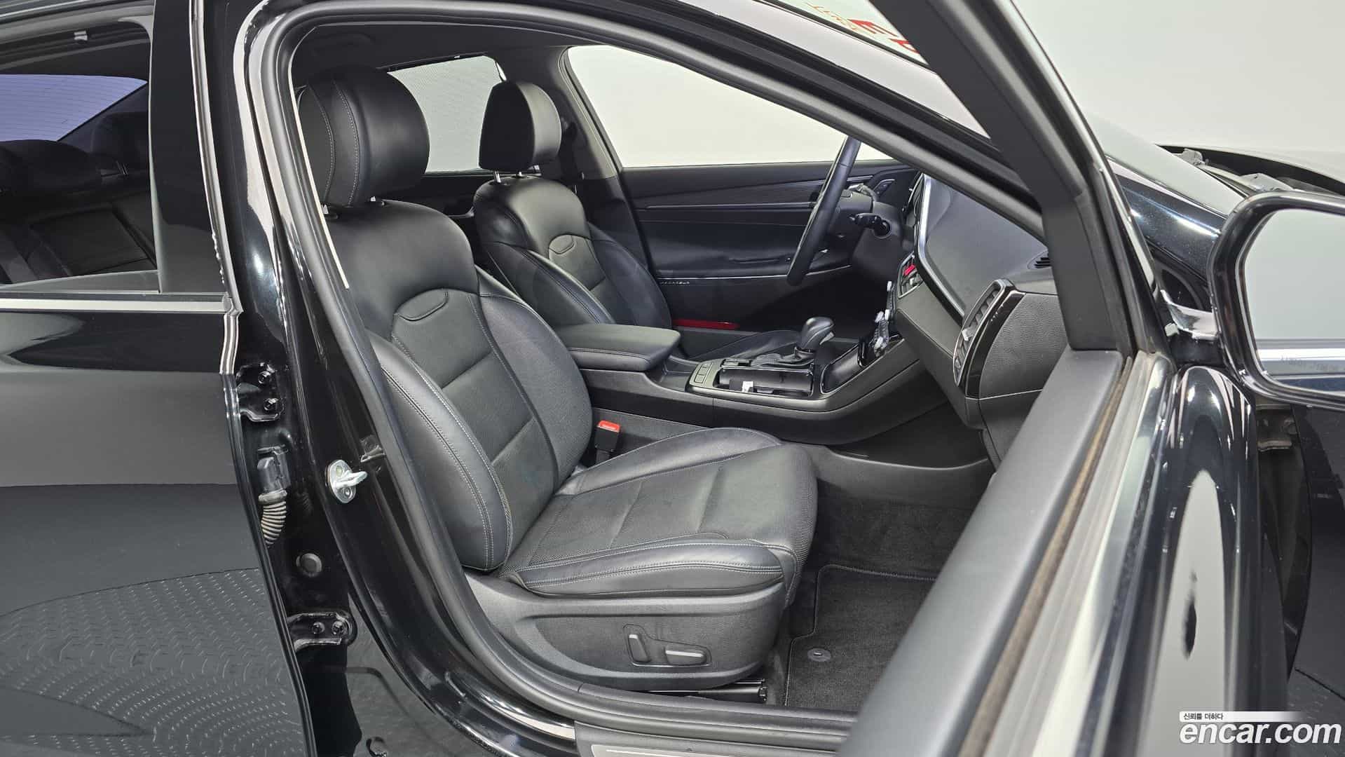 Grandeur Hyundai 2017.0-OPTION-016
