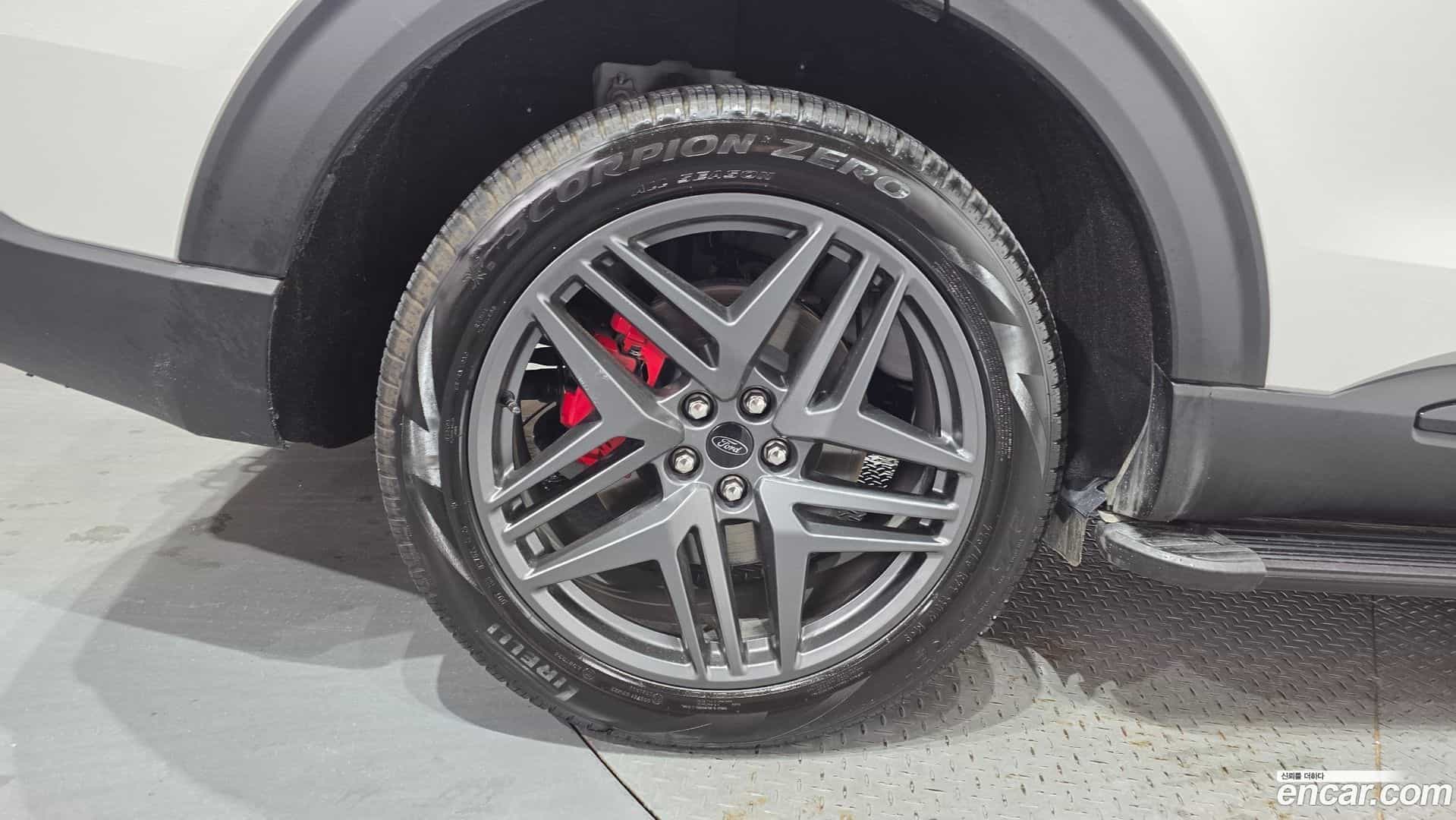 Explorer Ford 2025.2-OUTER-005