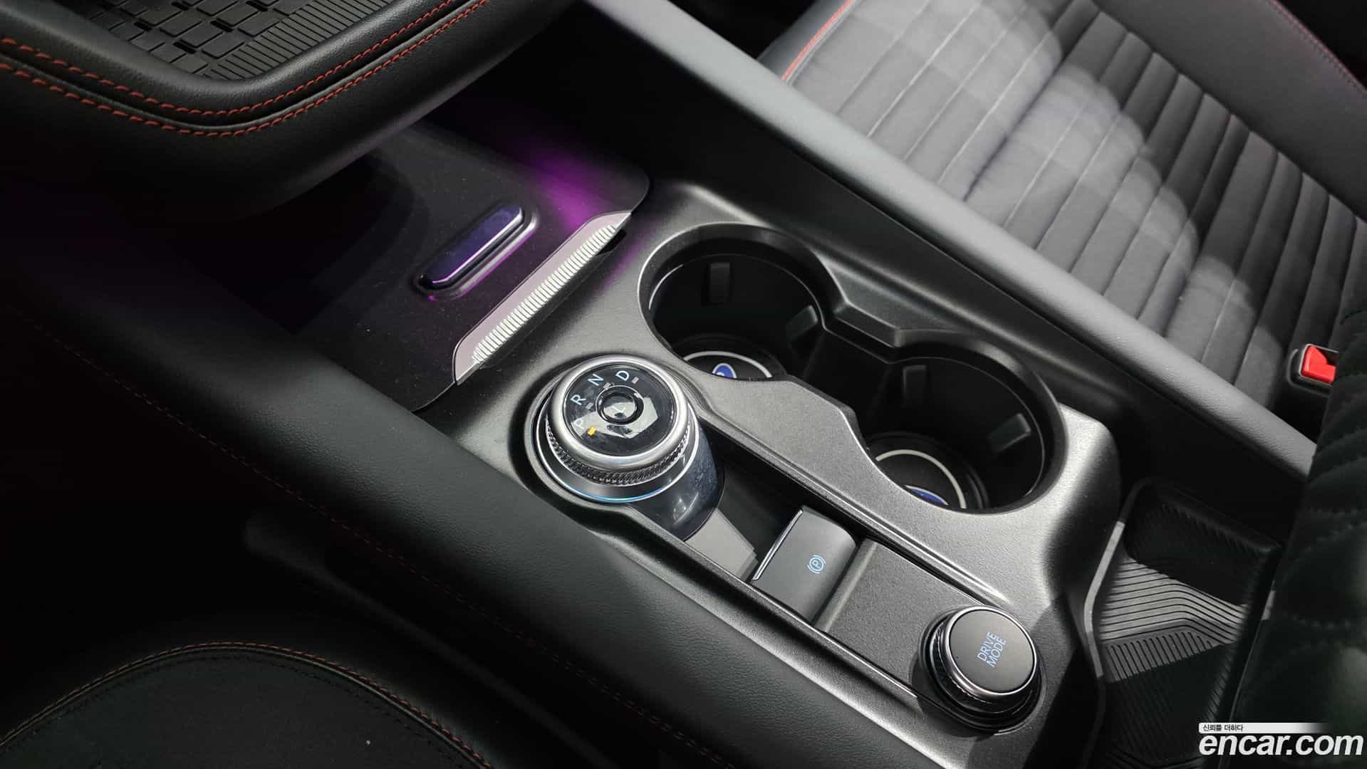 Explorer Ford 2025.2-INNER-009