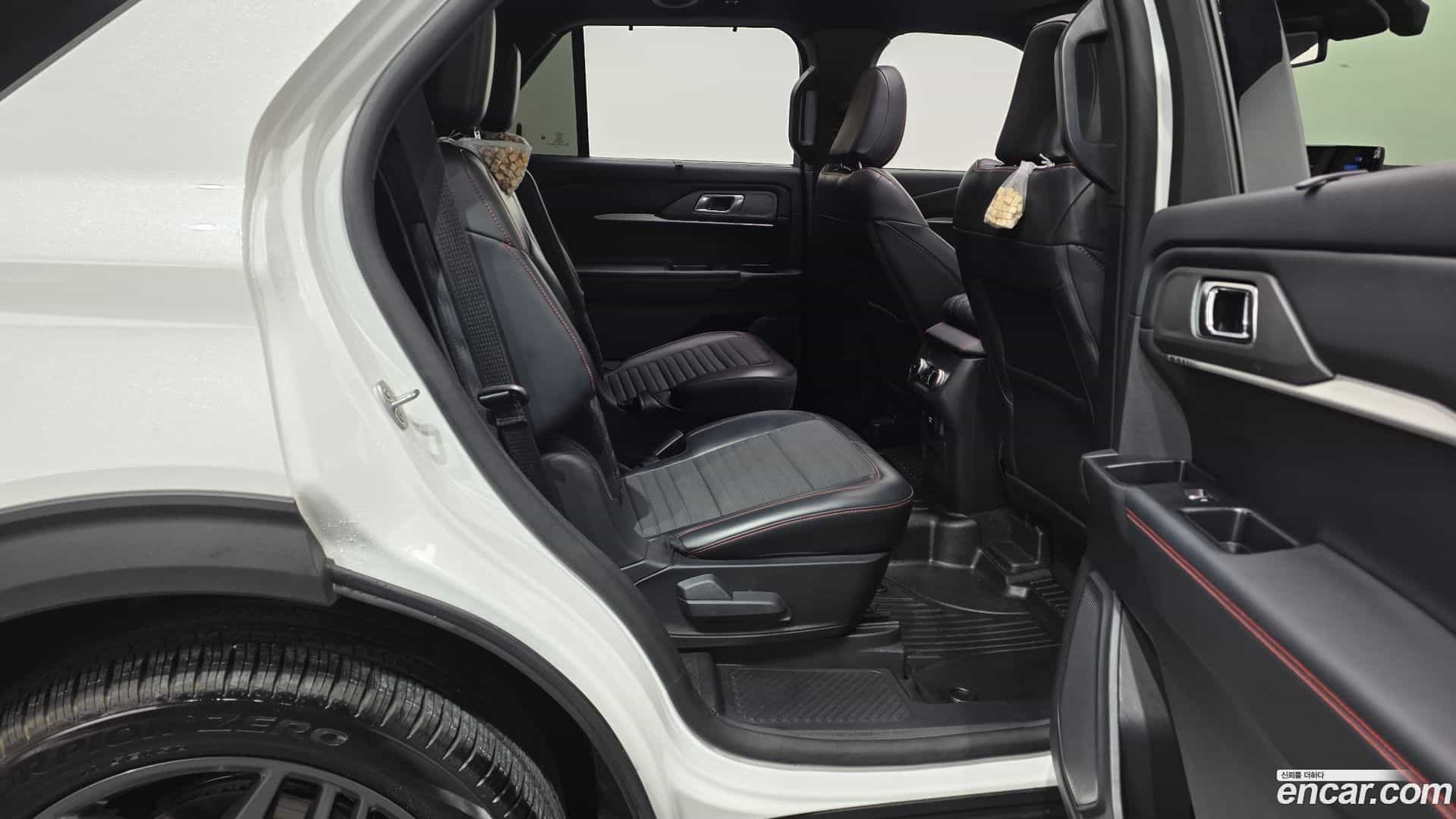 Explorer Ford 2025.2-OPTION-015