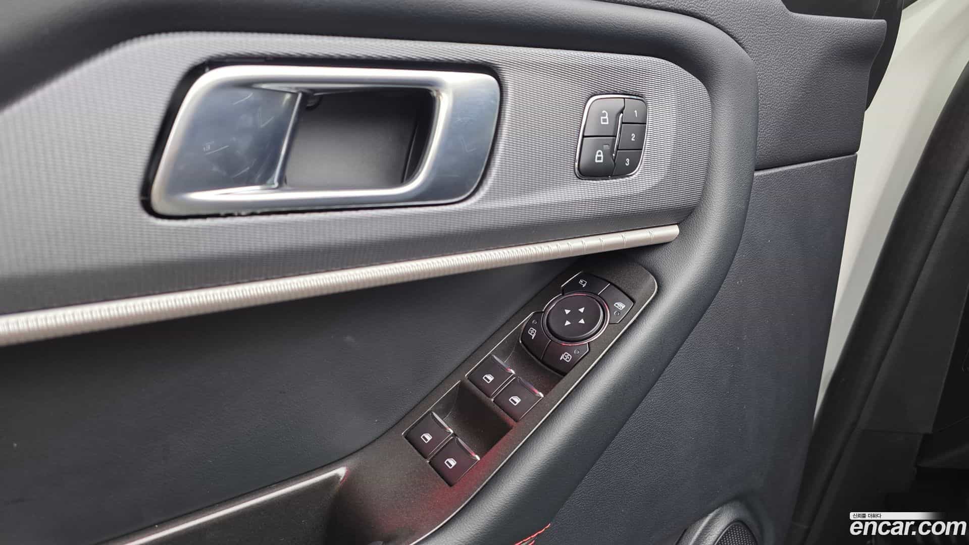Explorer Ford 2025.2-OPTION-041