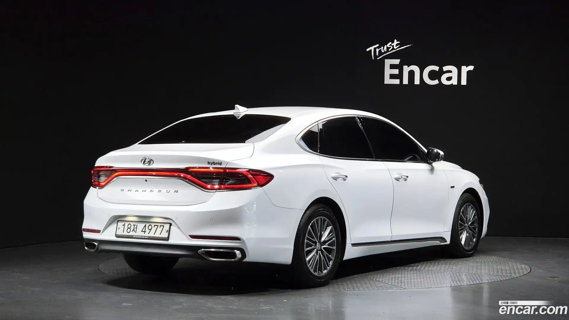 Grandeur Hyundai 2018.5-OUTER-002