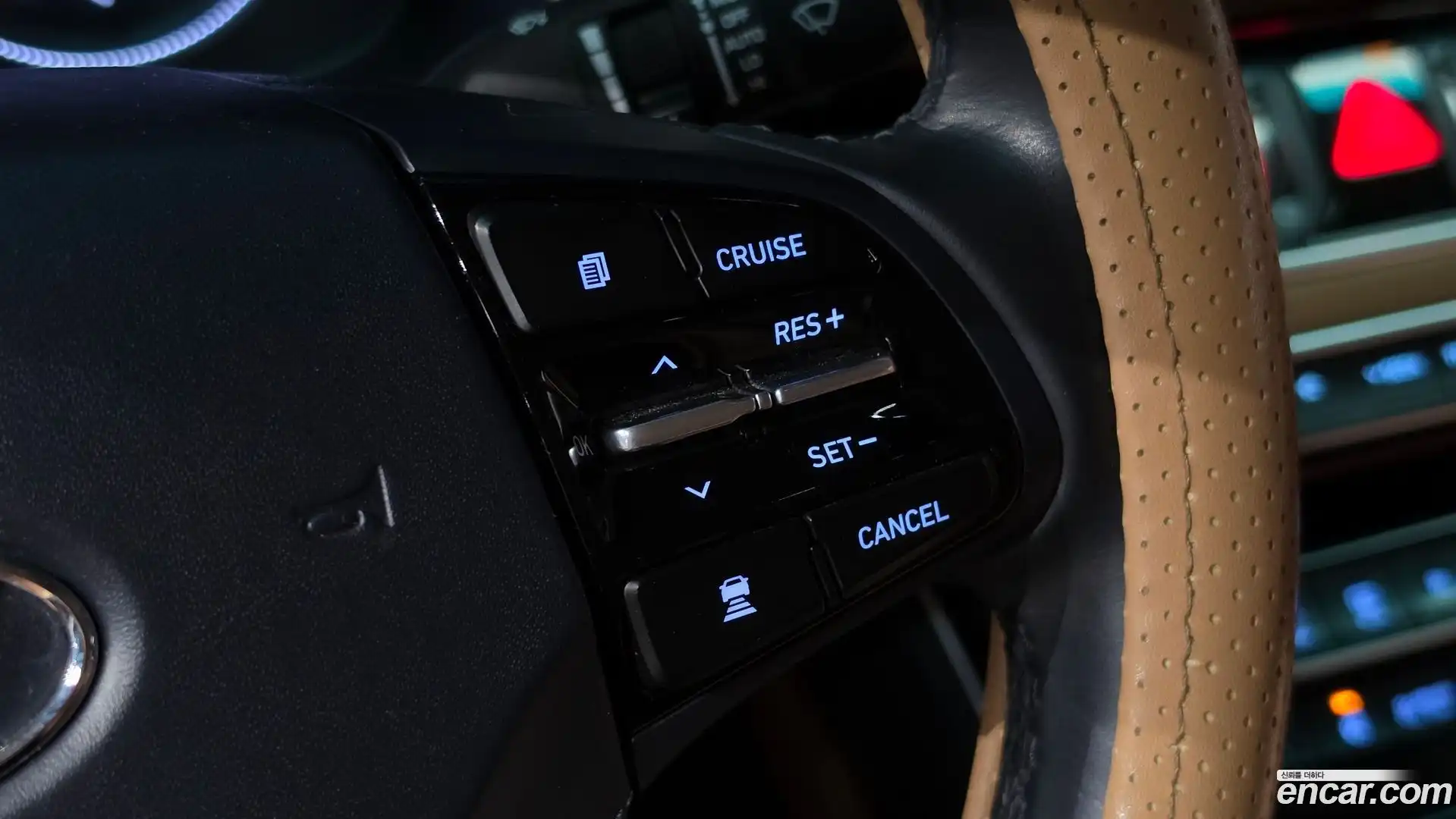 Grandeur Hyundai 2018.5-OPTION-017